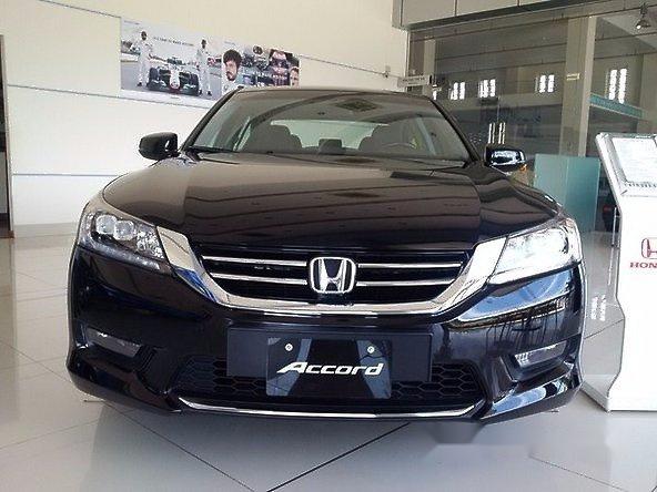 Bán Honda Accord đời 2017, màu đen