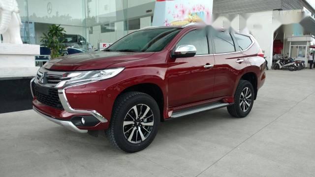 Bán Mitsubishi Pajero 4x4 AT đời 2017, màu đỏ, nhập khẩu nguyên chiếc