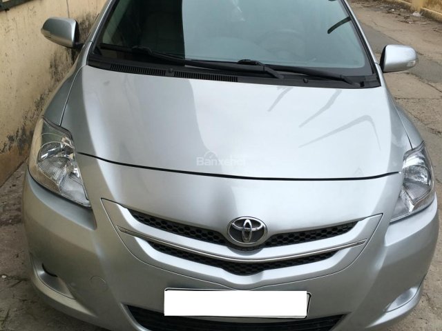 Bán ô tô Toyota Vios sản xuất 2009 màu bạc, 305 triệu