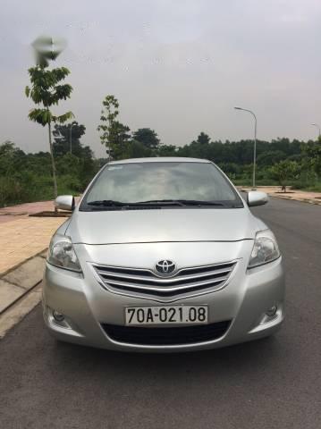 Cần bán Toyota Vios G sản xuất 2012, màu bạc, giá tốt