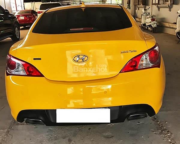 Thành Công Auto bán xe Hyundai Genesis 2.0 Turbo đời 2009, màu vàng, nhập khẩu