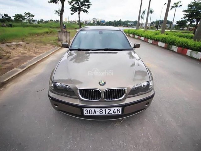 Cần bán xe BMW 3 Series 318i đời 2004, màu nâu chính chủ, 289 triệu