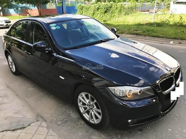 Bán xe BMW 3 Series 320i đời 2009, màu đen, 590 triệu