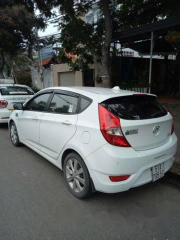 Cần bán lại xe Hyundai Accent đời 2014, màu trắng chính chủ