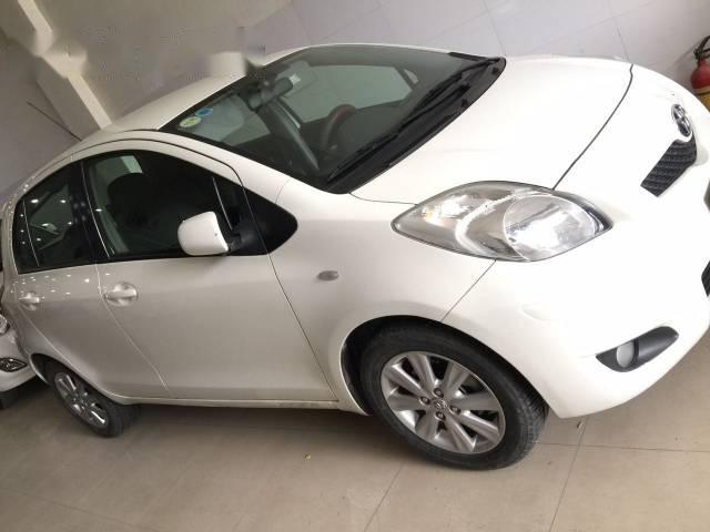 Bán Toyota Yaris đời 2009, màu trắng, xe nhập đẹp như mới