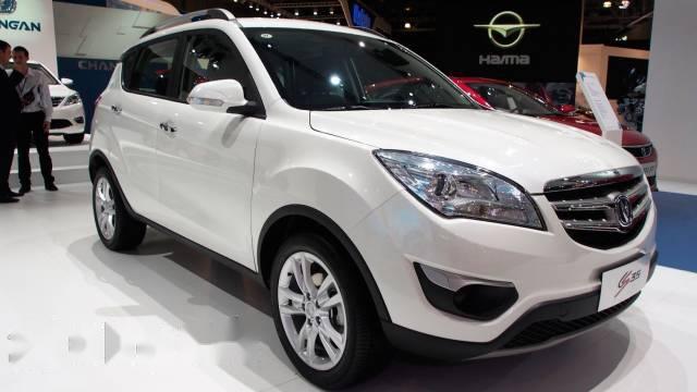 Bán ô tô Changan CS35 đời 2016, màu trắng số tự động