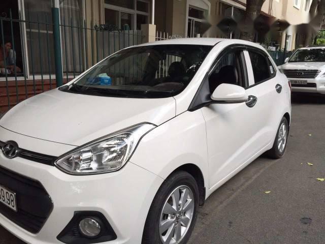 Cần bán gấp Hyundai Grand i10 đời 2016, màu trắng