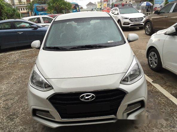 Bán ô tô Hyundai Grand i10 đời 2017, màu trắng, giá 370tr