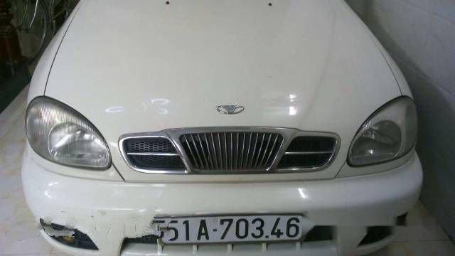 Bán xe Daewoo Lanos đời 2005, màu trắng số sàn