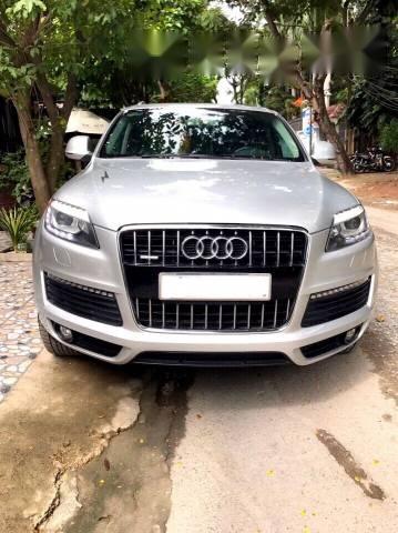 Cần bán lại xe Audi Q7 năm 2008, màu bạc, nhập khẩu