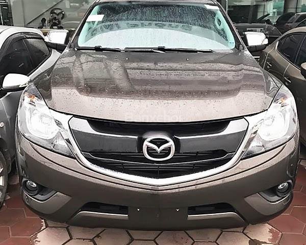 Bán ô tô Mazda BT 50 2.2L 4x4 MT đời 2017, màu nâu, nhập khẩu nguyên chiếc