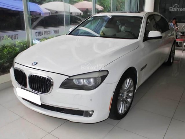 Cần bán BMW 7 Series 750 Li đời 2010, màu trắng, xe nhập