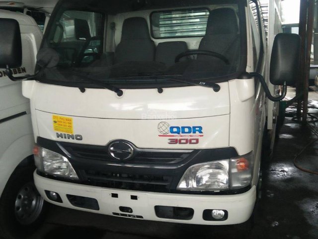 Bán xe Hino 4T5 XZU 720, trả góp 90%, giá siêu rẻ