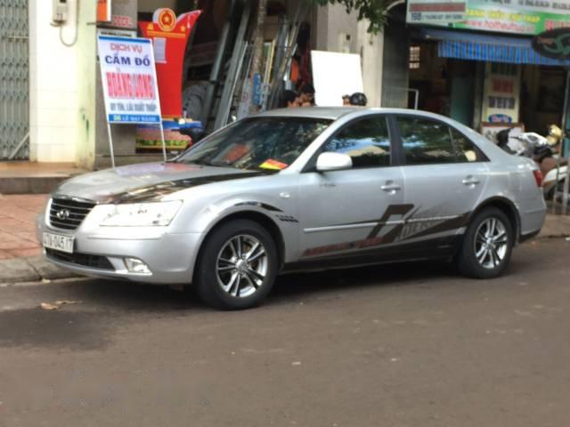 Bán xe cũ Hyundai Sonata 2009, màu bạc, xe nhập