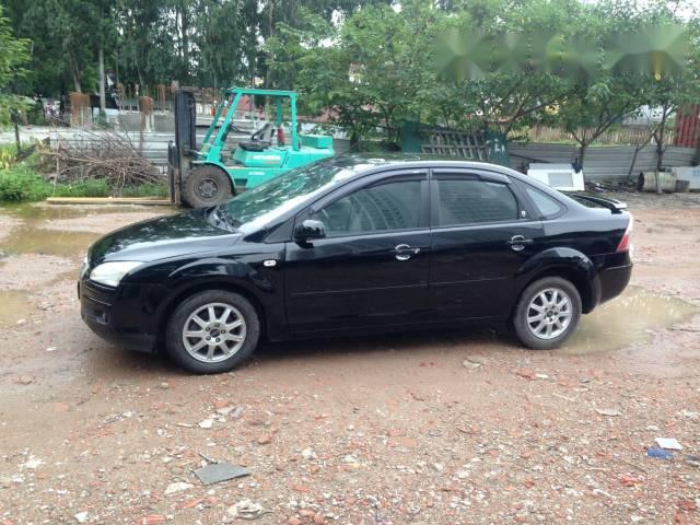 Cần bán Ford Focus đời 2008, màu đen số tự động, giá 265tr