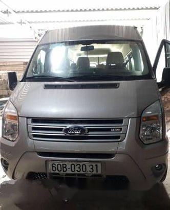 Chính chủ bán xe Ford Transit MT đời 2016, màu bạc