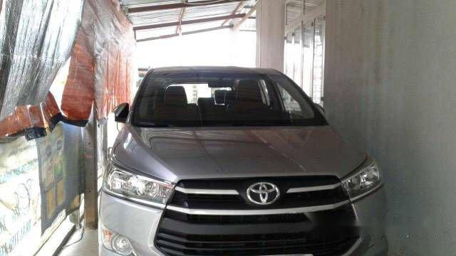 Bán xe Toyota Innova MT năm 2016 chính chủ, 820 triệu