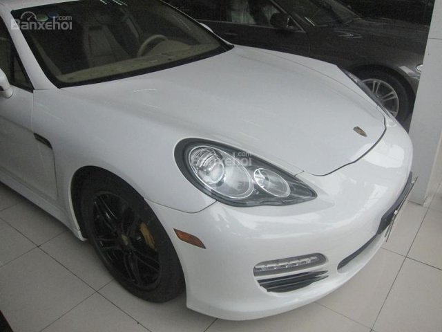 Cần bán xe Porsche Panamera 4S đời 2011, màu trắng, xe nhập