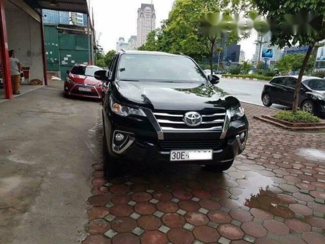 Bán ô tô Toyota Fortuner đời 2017, màu đen, nhập khẩu nguyên chiếc