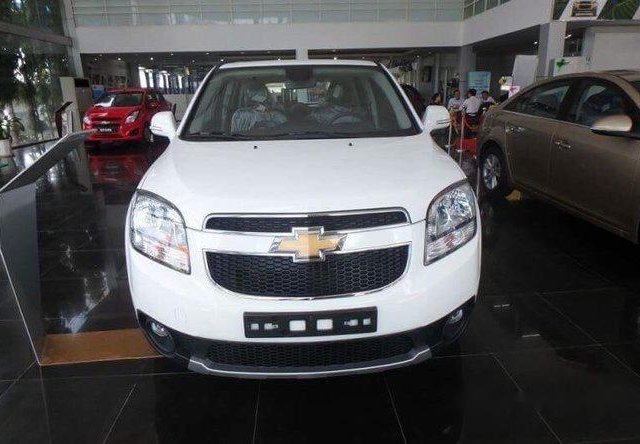 Bán Chevrolet Orlando LTZ năm 2017, màu trắng