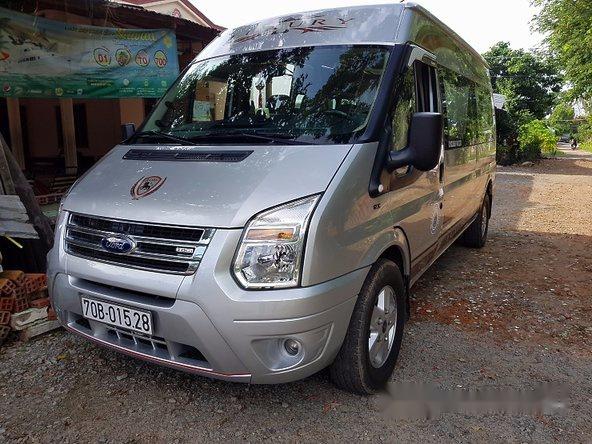 Bán Ford Transit 2016, màu bạc, 800 triệu