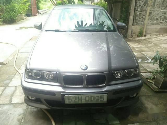 Bán BMW 3 Series đời 2004, xe nhập xe gia đình, giá chỉ 230 triệu