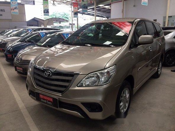 Bán xe Toyota Innova đời 2014, màu nâu số sàn, 680tr