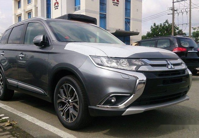 Bán Mitsubishi Outlander CVT đời 2017