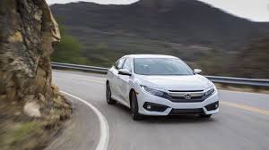 Bán xe Honda Civic 2017, màu trắng, nhập khẩu nguyên chiếc giá cạnh tranh