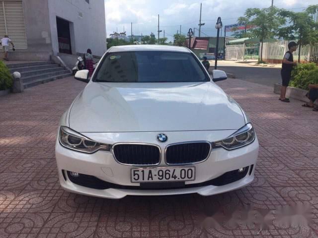 Bán xe BMW 3 Series 320i đời 2012, màu trắng 