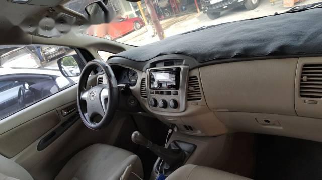 Bán ô tô Toyota Innova đời 2014, giá 650tr