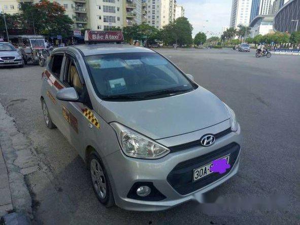 Bán lại xe Hyundai Grand i10 MT đời 2015, màu bạc số sàn