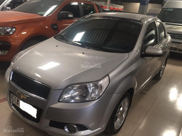 Bán Chevrolet Aveo LT (số sàn) đời 2013, màu bạc, trả trước 100tr nhận xe