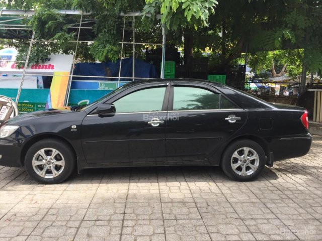 Cần bán Toyota Camry 2.4G đời 2003, màu đen