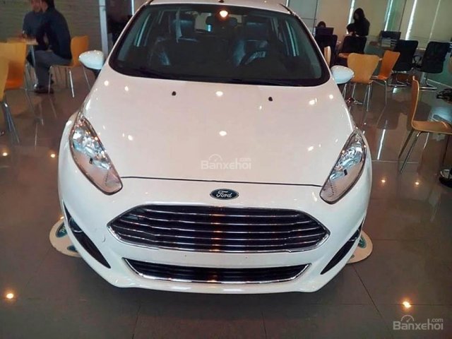 Bán xe Ford Fiesta 1.5 Sport đời 2017, màu trắng 