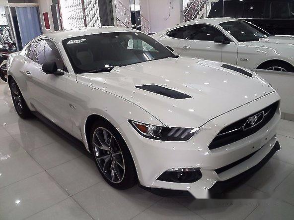 Bán xe Ford Mustang GT 50 2015, màu trắng, nhập khẩu