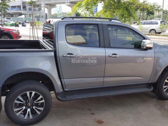 Bán Chevrolet Colorado 2.8 AT năm 2017 bản full opstion, màu xám, nhập khẩu nguyên chiếc