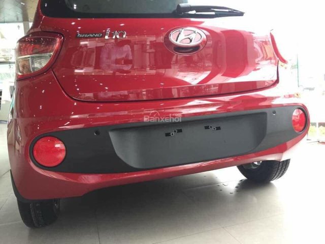 Hyundai Cầu Diễn Bán xe Hyundai Grand i10 1.0 MT CKD đời 2017, màu đỏ, giá cạnh tranh