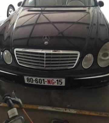 Bán xe cũ Mercedes E350 đời 2005, nhập khẩu nguyên chiếc