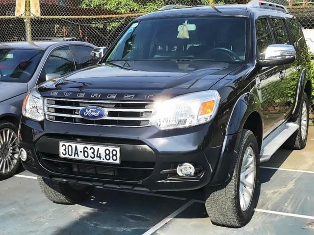 Bán Ford Everest MT đời 2015, màu đen số sàn