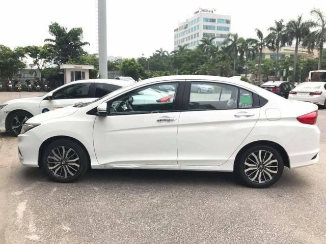 Bán xe Honda City 1.5 V-CVT, xe giao ngay, hỗ trợ Ngân hàng đến 85%. LH: 0939065989 (Ly Honda)