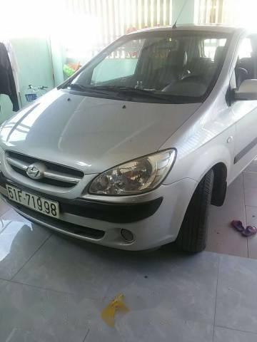 Cần bán Hyundai Click đời 2007, màu bạc, xe nhập, 265 triệu