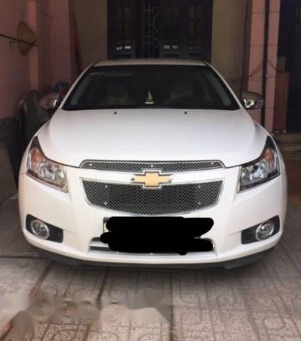 Bán Chevrolet Cruze đời 2013, màu trắng còn mới giá cạnh tranh