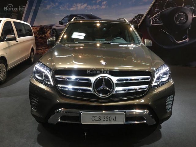 Cần bán xe Mercedes GLS 350 D đời 2017, màu nâu, nhập khẩu nguyên chiếc