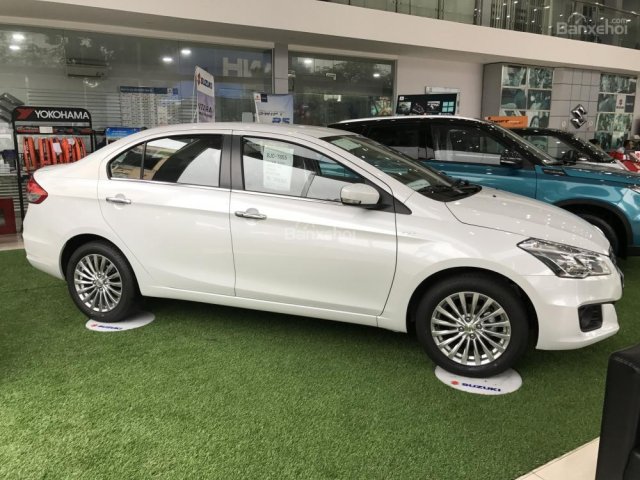 Bán Suzuki Ciaz đời 2018, màu trắng, nhập khẩu - LH 0911935188 499tr