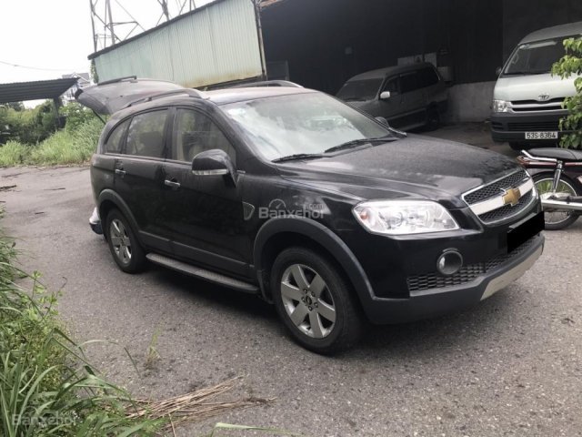 Cần bán xe Chevrolet Captiva năm 2010, màu đen, giá 385tr