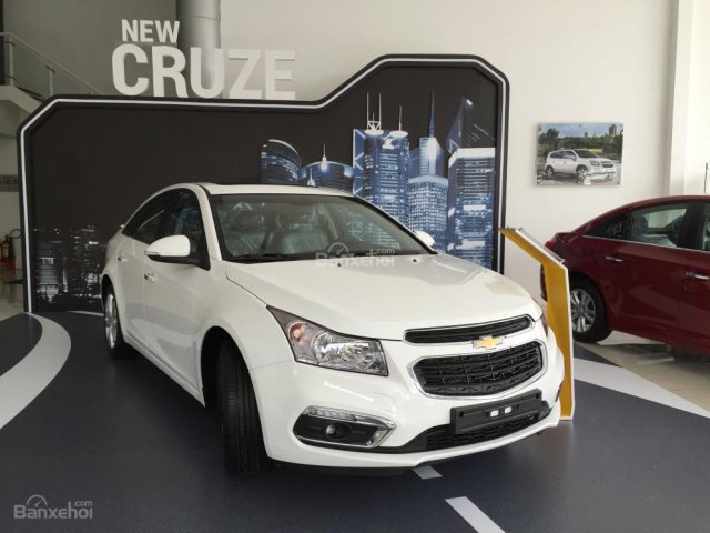 Bán Chevrolet Cruze LTZ 1.8L đời 2017, màu đen giá cạnh tranh, hỗ trợ vay ngân hàng, gọi Ms. Lam 0939 19 37 18