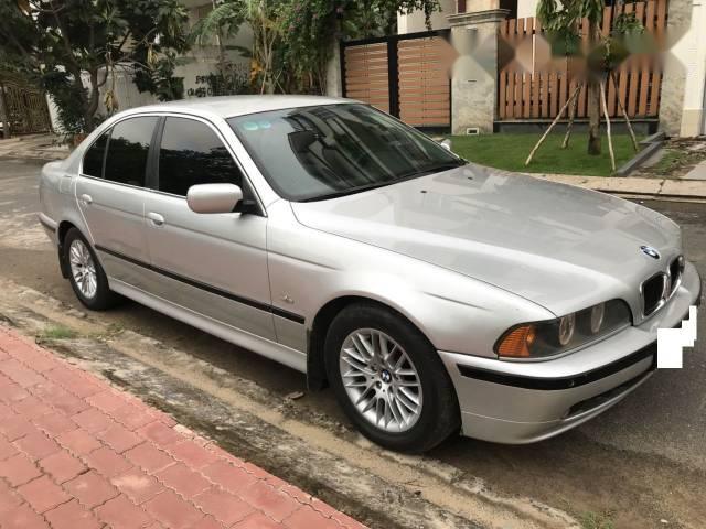 Bán BMW 5 Series 525i đời 2003, màu bạc số tự động, giá 290tr