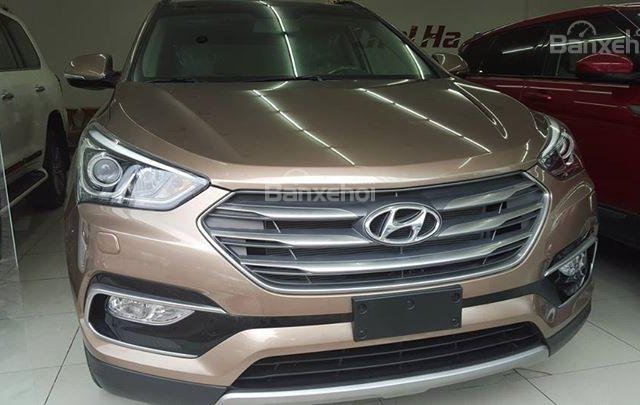 Bán xe Hyundai Santa Fe 4WD đời 2017, màu nâu, giao xe ngay