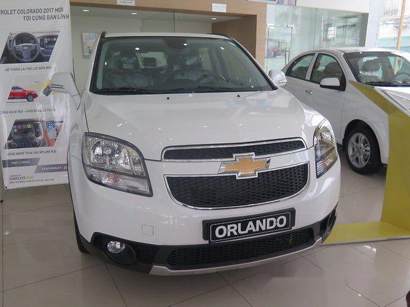 Bán Chevrolet Orlando 4x2 AT LTZ đời 2017, màu trắng